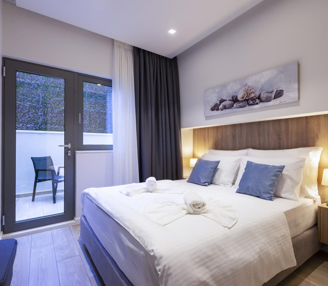 Hestia Romvis 9 | Hestia Luxury Apartments | Athens, Greece